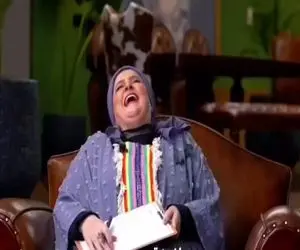 سکانس خندان؛ نعیمه نظام دوست چهارپایه خلاف رفیقای بازیگرشه غش میری از تعریفاشون