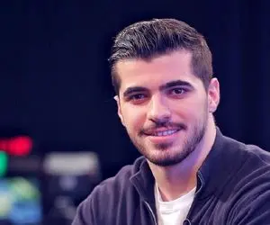 وقتی عزت اللهی باید با این بازی های دوستانه بسازد