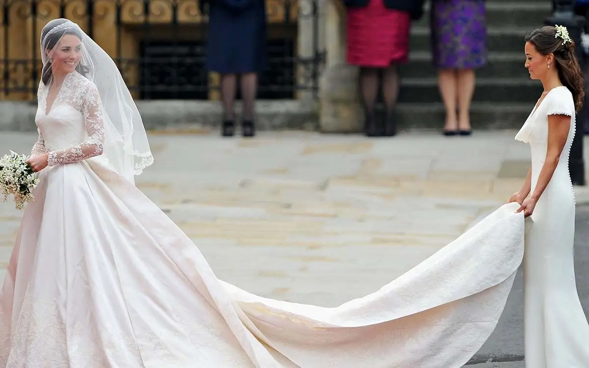 1393428235000-Pippa-wedding