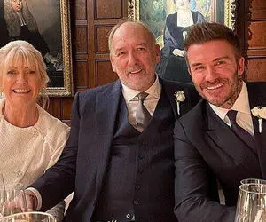 (عکس) دیوید بکهام در مراسم عروسی پدرش؛ ازدواج مجدد در ۷۲ سالگی!