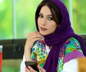 شهرزاد کمال زاده با شلوار گل گلی و مانتوی زیبایش درخشید! | عکس 