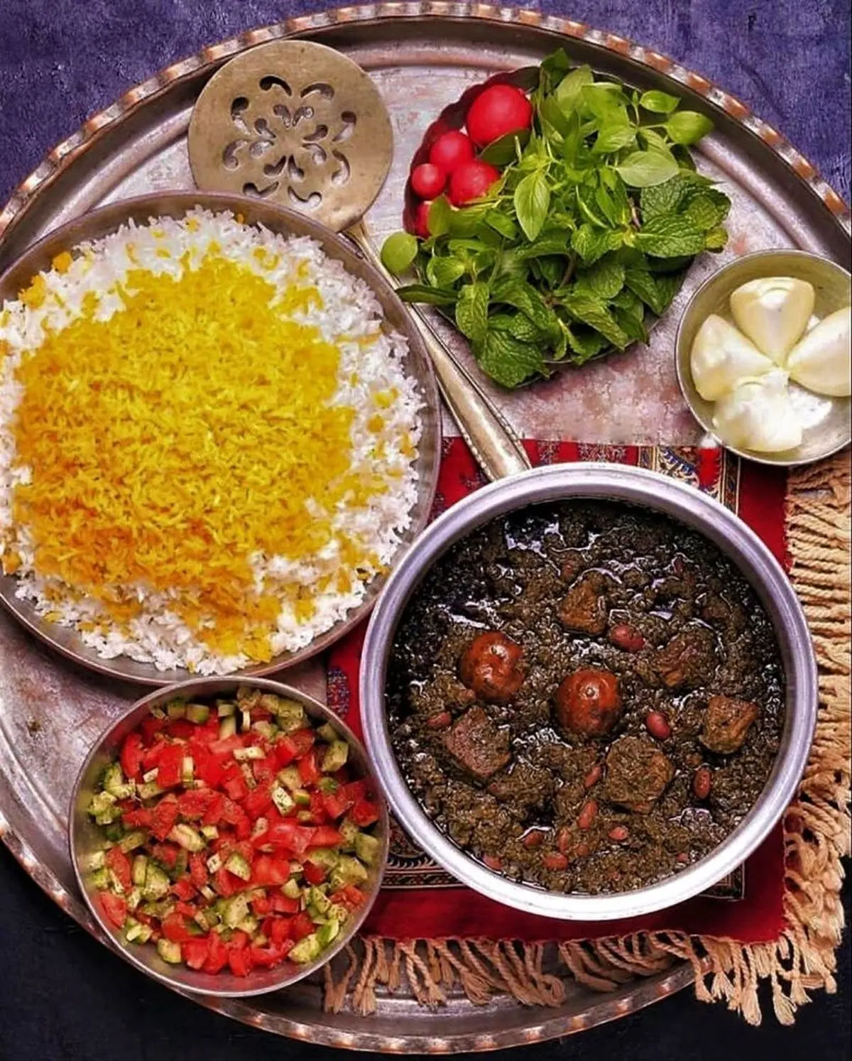 ghorme-sabzi-tehrani1