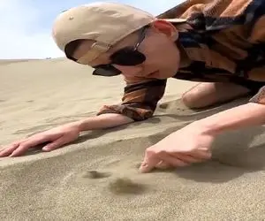 معماری طبیعت؛ شن کویر گاز میده فندک زد آتیش گرفت