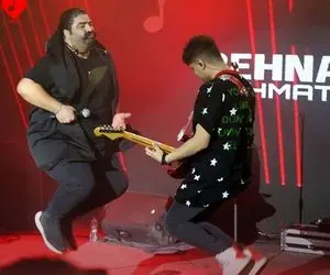 آواز احساسی؛ کنسرت بهنام بانی تو دل آمریکا چفت هالیوود وایساده