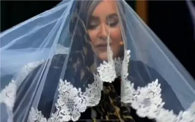 سکانس خندان/ نعیمه نظام‌دوست وسط برنامه «اسکار» عروس شد!