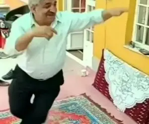 آواز شاد؛ پدر انقد ادایی دیده بودین؟ چه ریز و ملوس میاد وسط حرکن موزون پر ادا میره