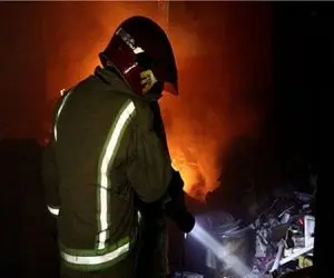 آتش سوزی یک ساختمان تجاری در میدان شوش