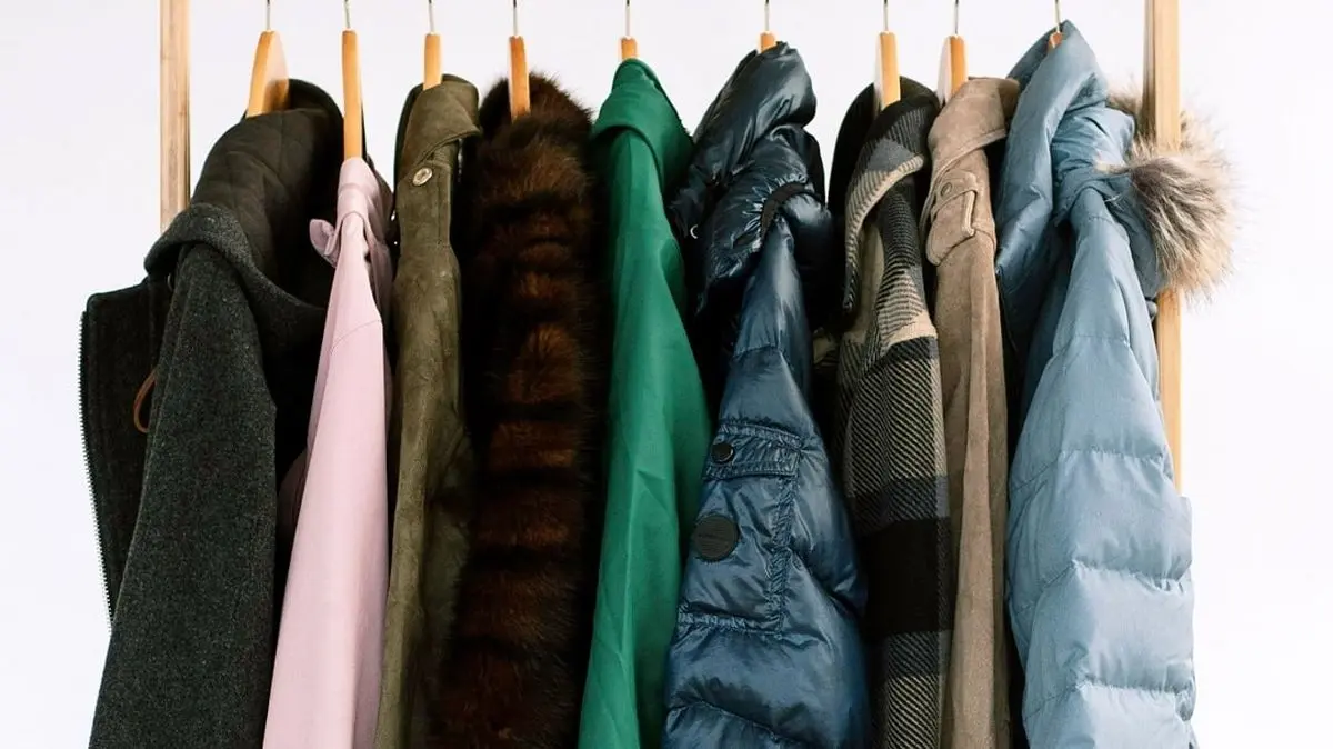 how-to-clean-9-types-of-winter-coats-hero-horizontalc-5d46011b2f95439ea1f6e31981d64d5d-min