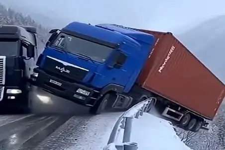 معماری طبیعت؛ خاور پَررررررر راننده اش موند در به در