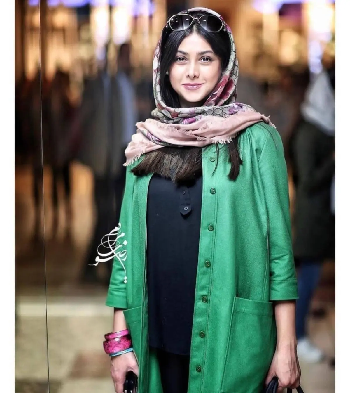 جسور پوش مثل آزاده صمدی 