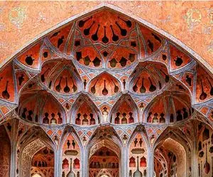 صندوقچه اسرار خشتی؛ کشف راز {تنگ بری}های اتاقی در عالی قاپو