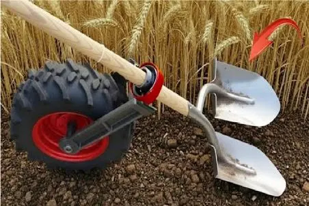 ابتکارات؛ آقای اصلاح طلب بیلشو دو منظوره کرد هم شخم بزنه هم بذر بکاره