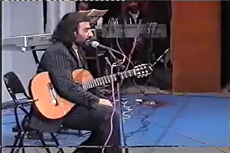 آواز اصیل؛ ناصر عبداللهی آهنگ ترانه بارون رو خوند ملتو خون به جیگر کرد با صداش