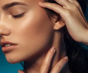 چگونه می توان چربی صورت را از بین برد؟