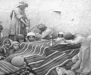 سوار ماشین زمان بشوید؛ سنتی ایرانی به نام کرسی و چاله کرسی