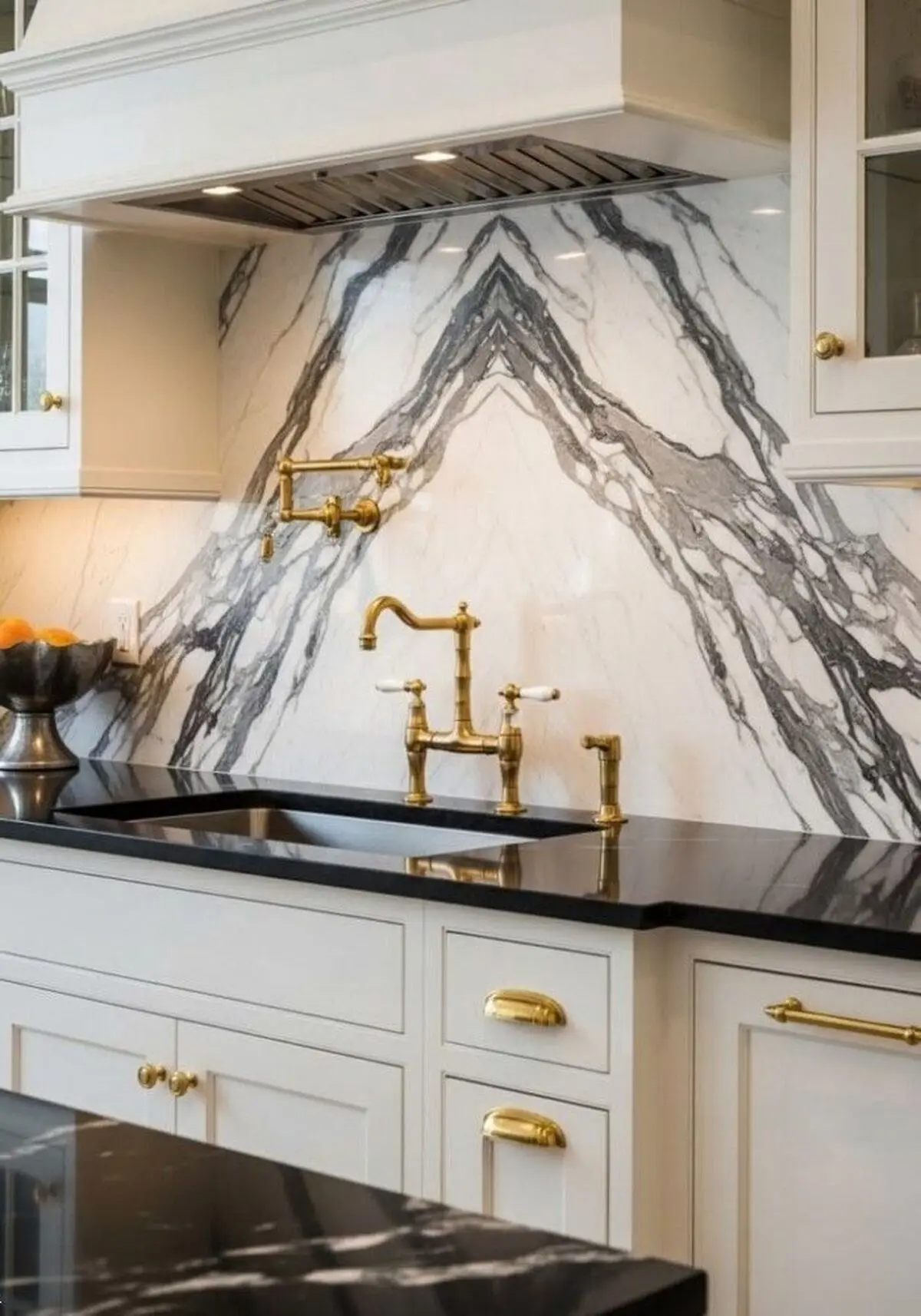 bein-kabineti-marble-sheet
