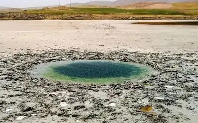 دریای بی کفایتی مسئولین ساحل ندارد؛ مسیری ساده از دریاچه ارومیه تا کویر ارومیه