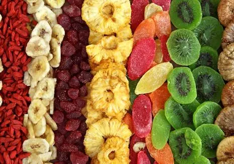 آموزش آشپزی؛ 6 روش درست کردن میوه خشک بدون تغییر رنگ