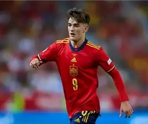 هافبک جوان بارسلونا پس از 369 روز به ترکیب اصلی برمی‌گردد