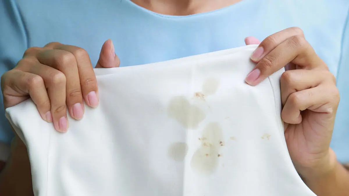 Get-Grease-out-of-Clothes