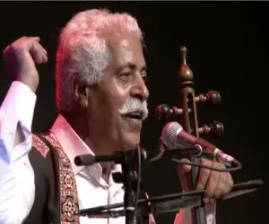 آواز محلی/موسیقی لری فرج علیپور  رعشه به تن همه انداخت/پر از اصالت و شگفتی