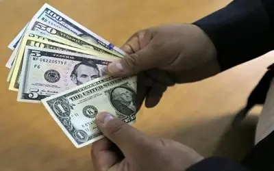 آیا روند کاهشی دلار ادامه دارد؟