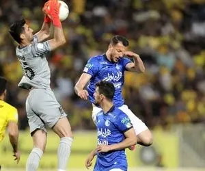 کری‌ استقلالی سابق با رنگ قرمز؛  چشمک به پرسپولیس؟!