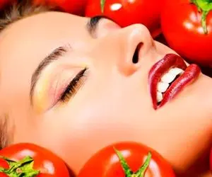 ماسک های خونگی روشن کننده پوست؛ اینجوری پوستی لطیف و شفاف رو به خودت هدیه بده