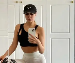 صدف طاهریان و مرد غریبه تنها در خانه، مرد هیز با صدف چیکار دارد! + عکس