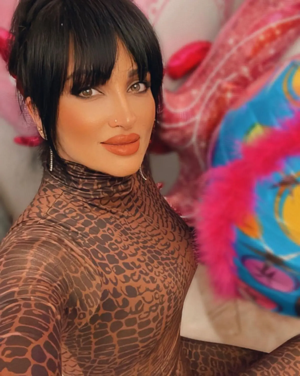 روناک یونسی