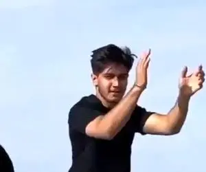 آواز شاد؛ پایکوبی خفن به سبک دوتا رفیق مشتی؛ ببین چه هماهنگن باهم