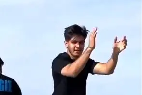 آواز شاد؛ پایکوبی خفن به سبک دوتا رفیق مشتی؛ ببین چه هماهنگن باهم