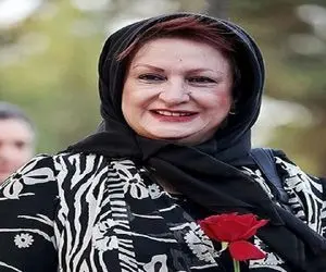 مریم امیرجلالی از گذاشتن بچه تازه بدنیا اومدش لای کلاسور پرونده شرکت میگه/ میپوکی 