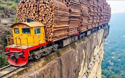 جا به جایی پرهیبت؛ راننده قطار الوار زد تا خرتناق تو هر پیچ با ازرائیل سلام علیک داره