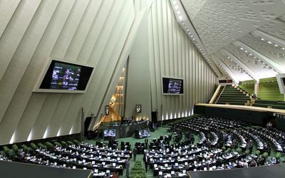 اقدام عجیب ۵۰ نماینده برای حذف لایحه همسان سازی از دستور کار مجلس