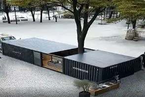 معماری خلاقانه؛ درختو قطع نکردن گذاشتن موند دورش کافی شاپ دوبلکس ساختن خیلی رویایی شد