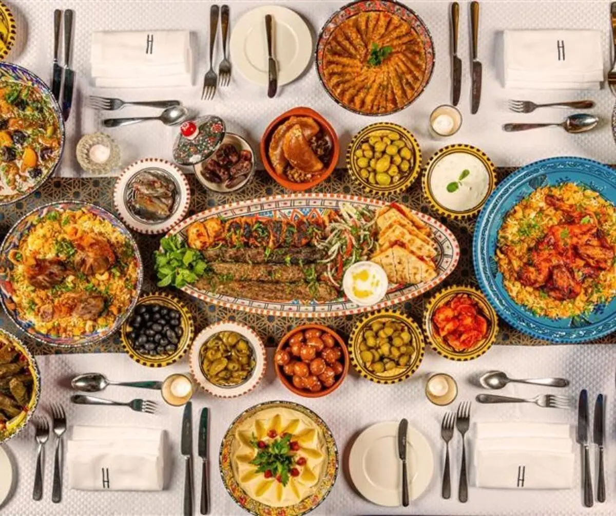 چیدمان میز شام ایرانی