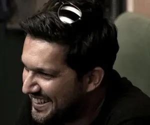 ابراز علاقه کارگردان "میخواهم زنده بمانم" به حامد بهداد | عکس