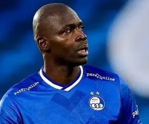 رفتار خجالت آور مسئولان پیشین استقلال با دیاباته!