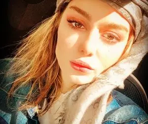 ویدیو عجیب از عشوه و دلبری سحر قریشی