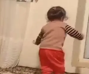 آواز شاد؛ رقص دختربچه گوله نمک که پر ادا و اصوله و قند تو دل هر کسی آب میکنه