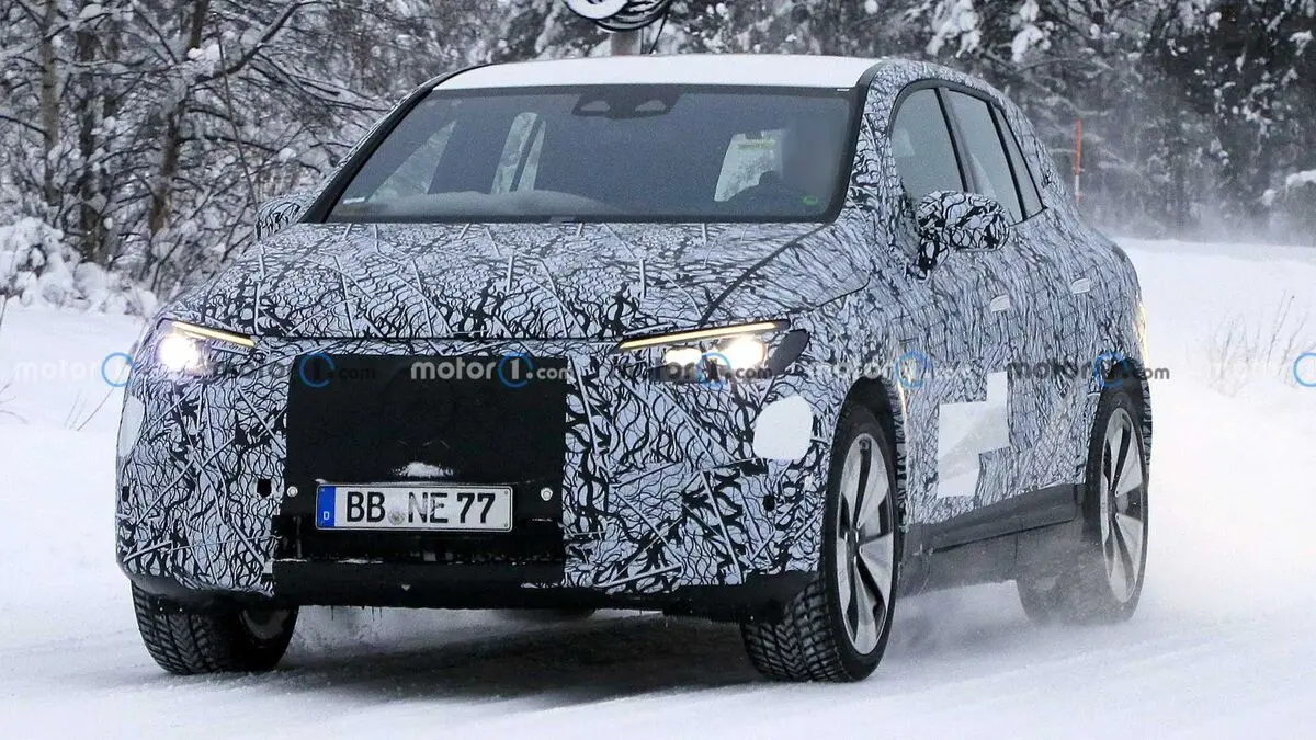 Mercedes - Benz EQE SUV