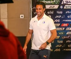 فرهاد مجیدی: غر نمی‌ زنیم؛ تیم پایتخت زمین تمرین ندارد!