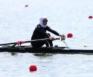 صعود دختر قایقران ایران به یک چهارم نهایی