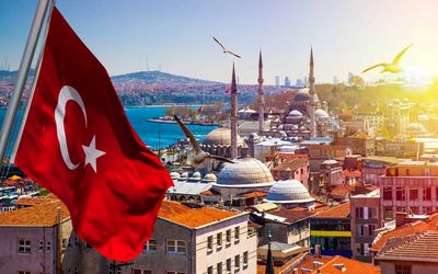 ارزش مسکن ایرانی‌ها در ترکیه واقعاً نصف شد؟