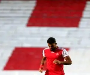 کنعانی زادگان تا دو هفته دیگر هم در میان تیم نیست