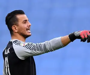 اقدام بحث برانگیز گل محمدی برای ستاره مغضوب پرسپولیسی ها!