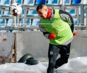 درخواست هواداران تراکتور برای تمدید قرارداد ۲ ستاره