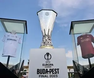 ترکیب رسمی سویا - آاس رم