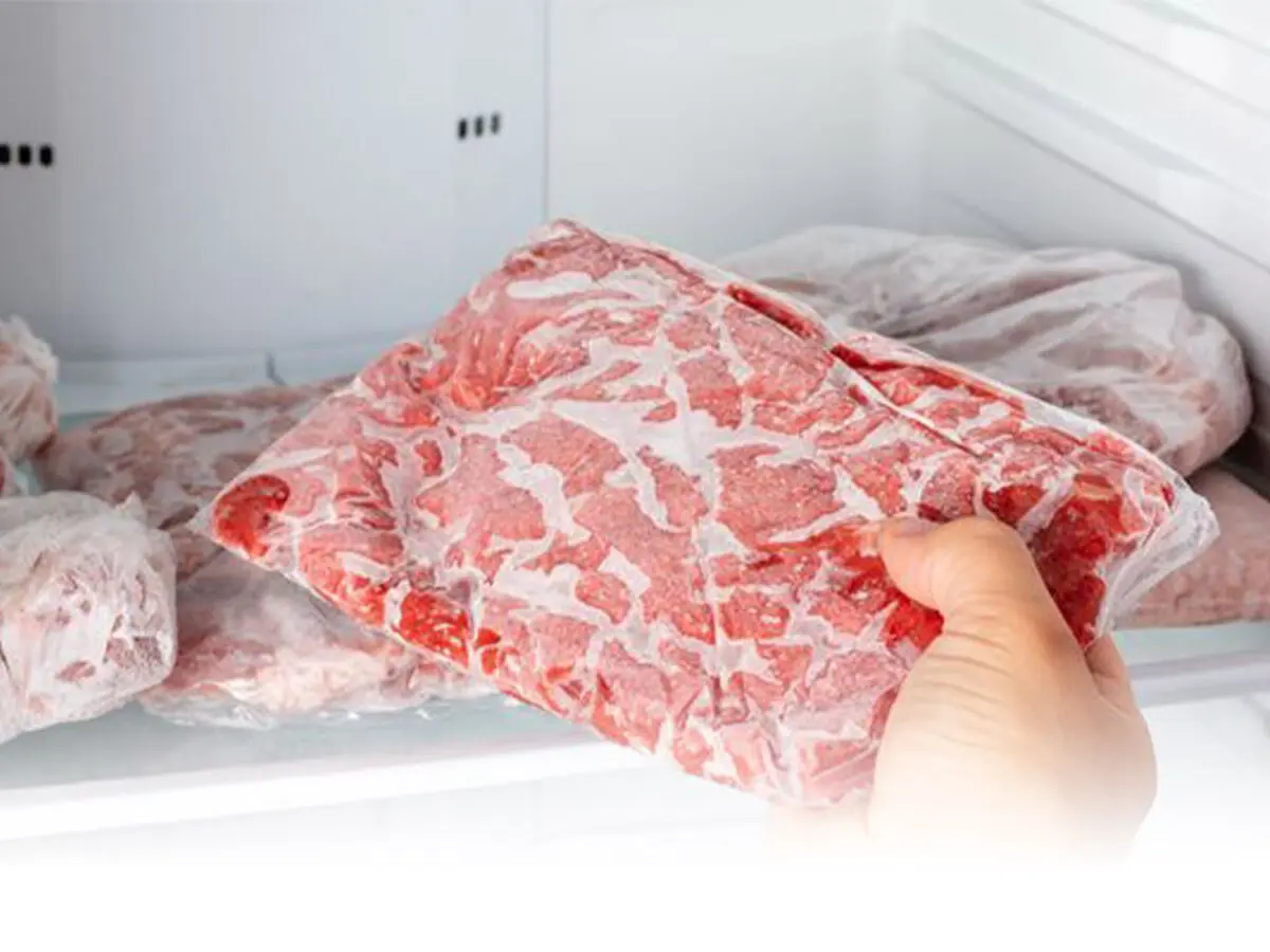 Defrosting-meat